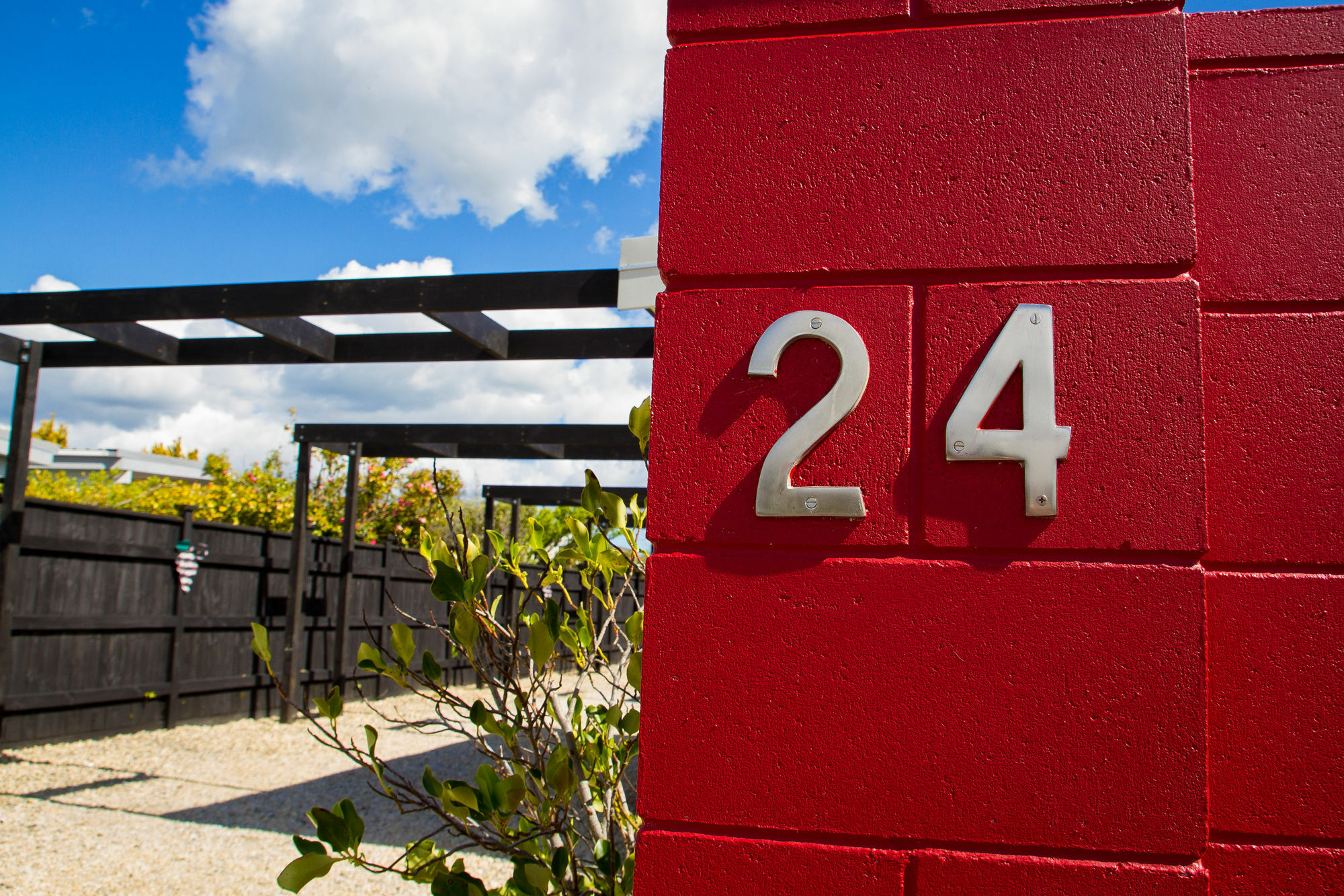 Two Four Cologne Villa Martinborough Exteriör bild